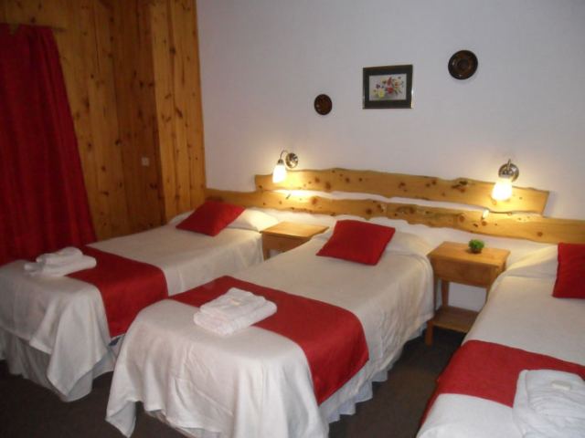 Apart Hotel Del Pellín - CheckinFans