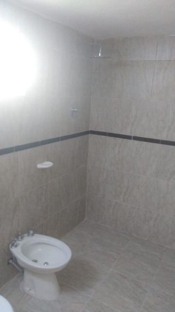 DORMIS CON BAÑO 2 PERSONAS - CheckinFans