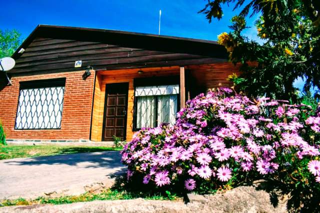 Cabañas La Casa de Las flores - CheckinFans