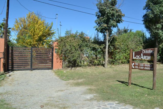 Cabañas Los Aromos - CheckinFans