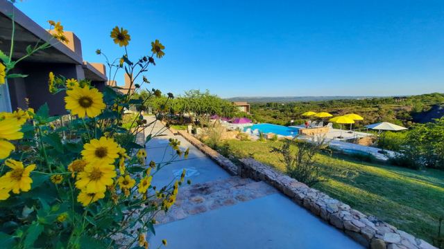 Complejo Valle Las Piedras - CheckinFans