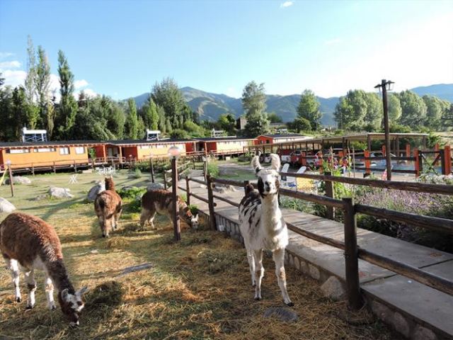 Descanso de las Piedras - CheckinFans
