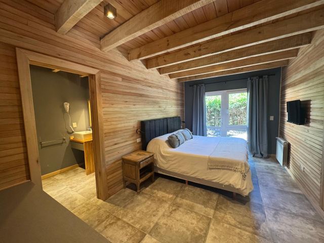 Foto principal de Hosteria Las Cumbres en Villa La Angostura - CheckinFans