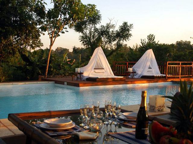 Raices Esturion Lodge - CheckinFans