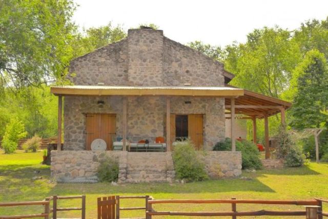 Refugio de las Sierras - CheckinFans